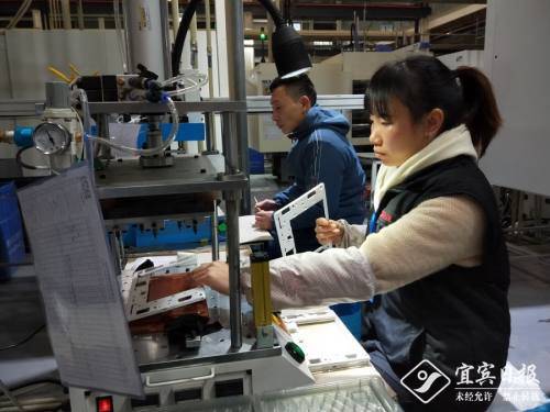 智威科技 打造西部地区新型智能终端产品重要配套基地