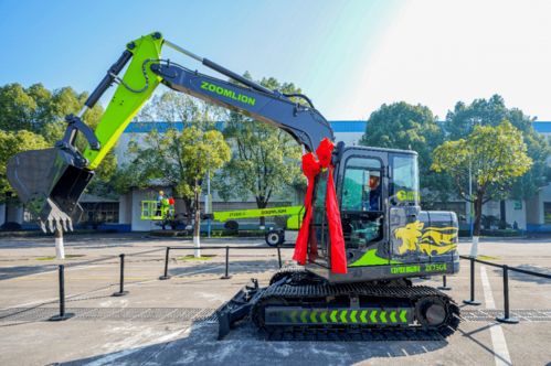 中联重科携16款新能源产品强势登场，展示绿色制造硬核科技与新型汽轮机新布局